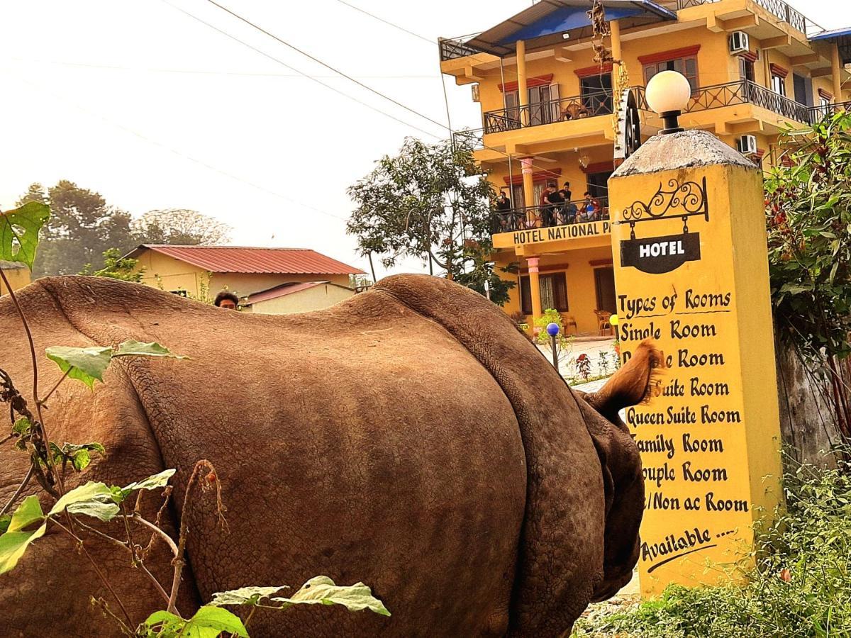 Hotel National Park Sauraha- Homely Stay And Peaceful Location With Jungle Safari Arrangements Exterior foto