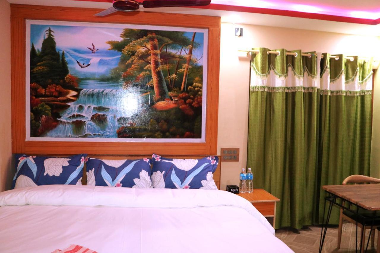 Hotel National Park Sauraha- Homely Stay And Peaceful Location With Jungle Safari Arrangements Exterior foto