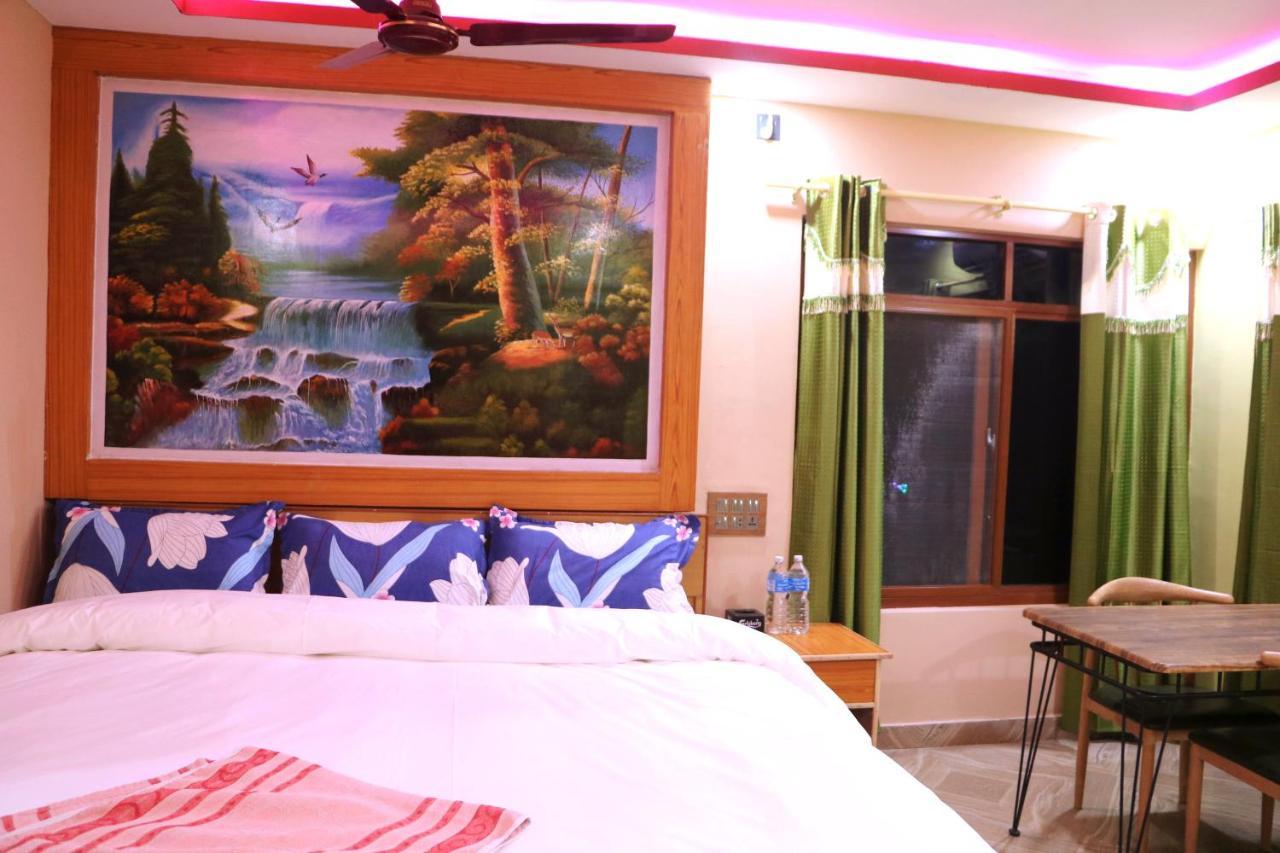Hotel National Park Sauraha- Homely Stay And Peaceful Location With Jungle Safari Arrangements Exterior foto