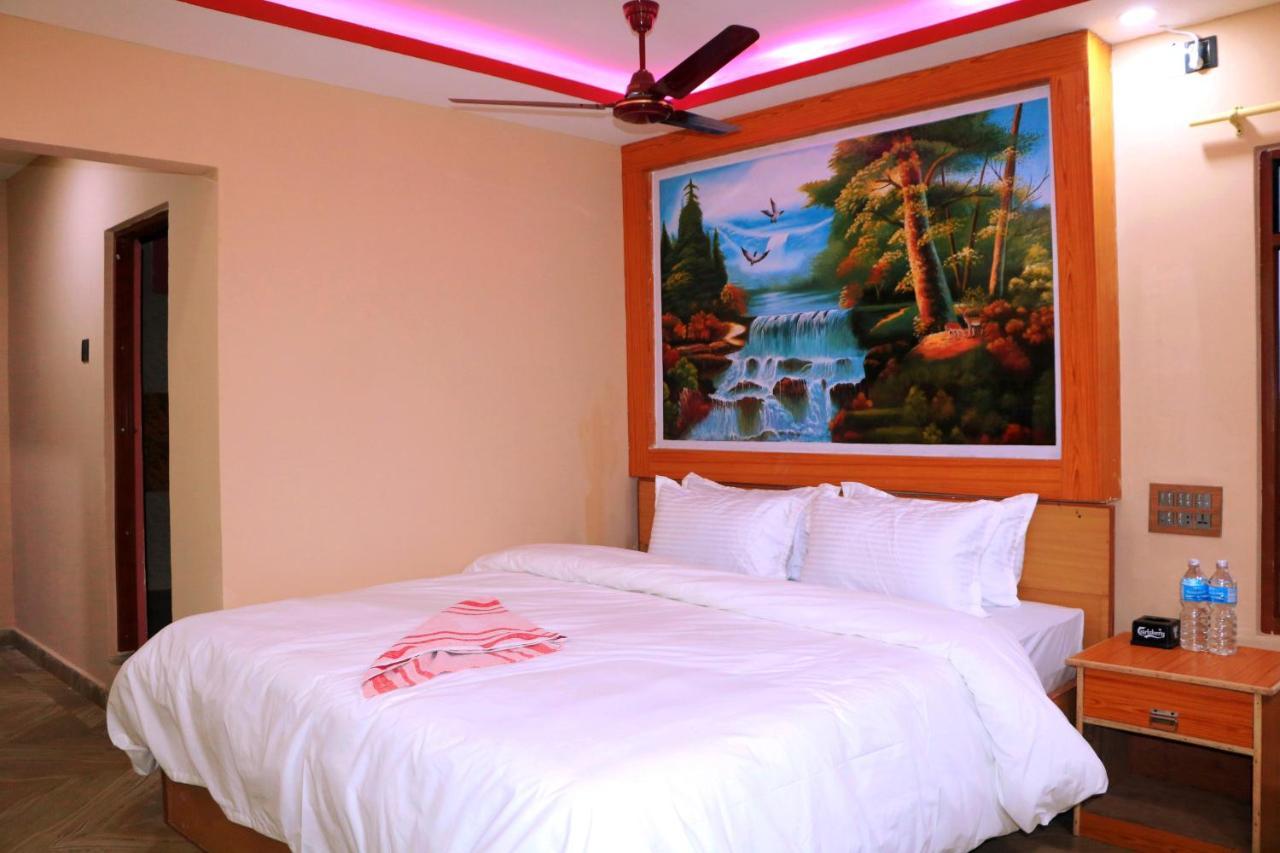 Hotel National Park Sauraha- Homely Stay And Peaceful Location With Jungle Safari Arrangements Exterior foto