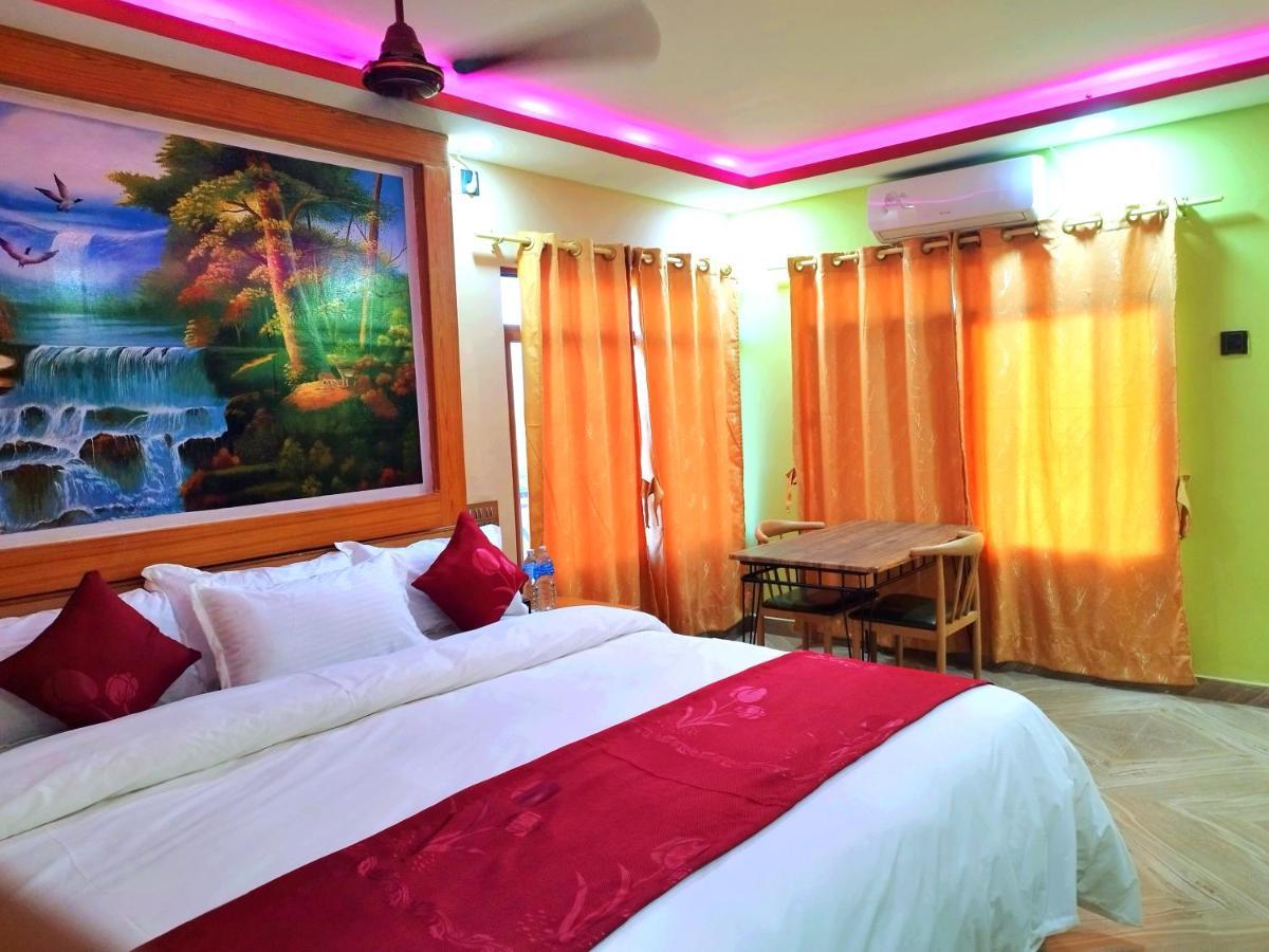 Hotel National Park Sauraha- Homely Stay And Peaceful Location With Jungle Safari Arrangements Exterior foto