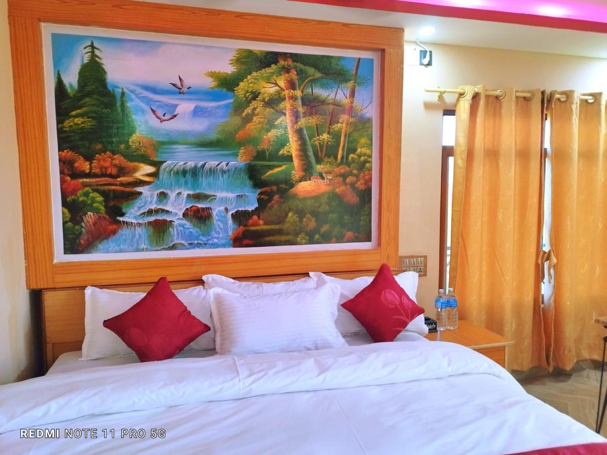 Hotel National Park Sauraha- Homely Stay And Peaceful Location With Jungle Safari Arrangements Exterior foto